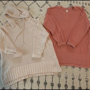 Set of 2 barely worn Aerie sweaters.